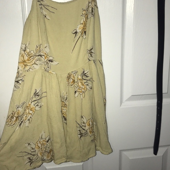 Yellow floral Kimchi Blue romper urban outfitters - Picture 2 of 7